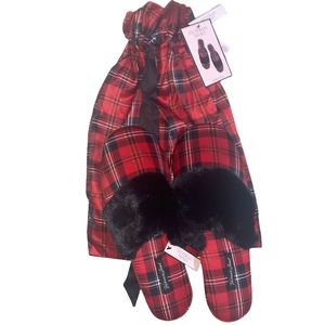 Victoria's Secret Signature Satin Slippers M (7-8)